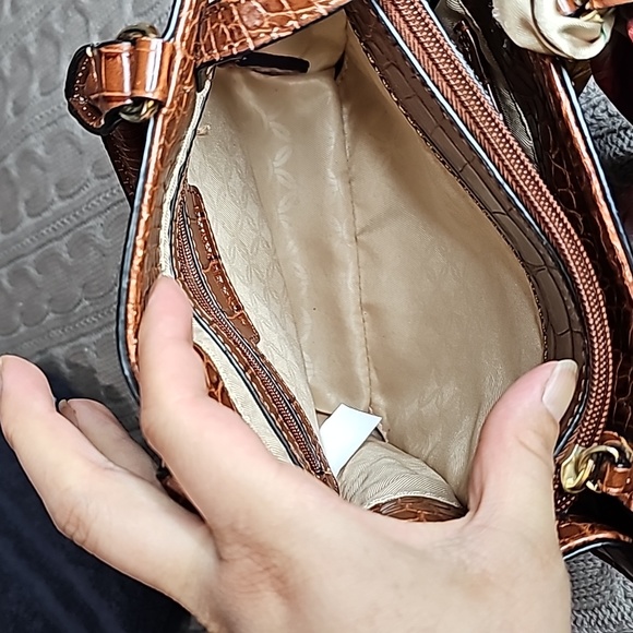 Dana Buchman Purse - Picture 8 of 16